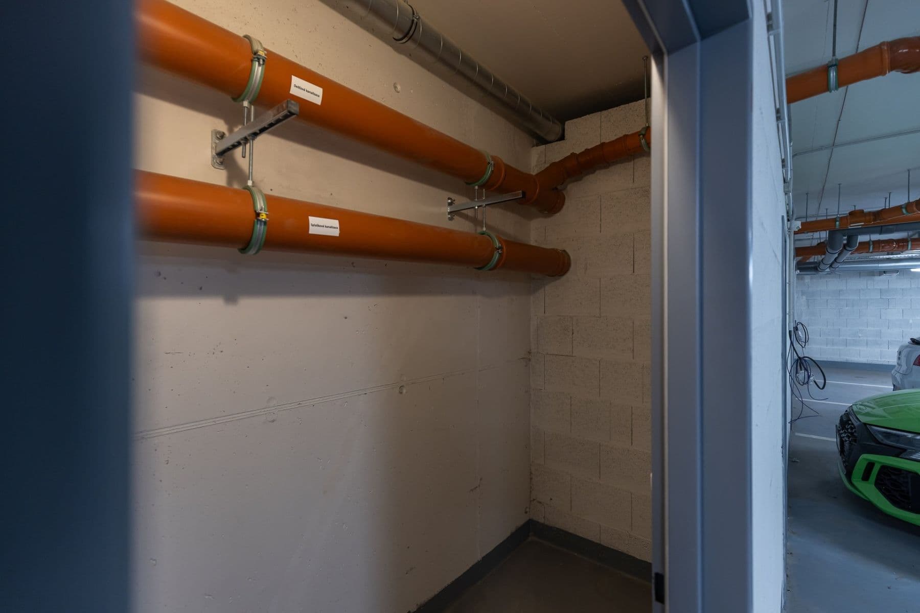 Prenájom bytu 1-izbový 33 m², Výstavní, Praha, Praha Prenájom bytu 1-izbový 33 m², Výstavní, Praha, Praha