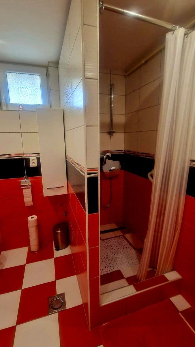 Predaj domu 89 m², pozemok 200 m², Pri vinohradoch, Rača, Bratislavský kraj Predaj domu 89 m², pozemok 200 m², Pri vinohradoch, Rača, Bratislavský kraj
