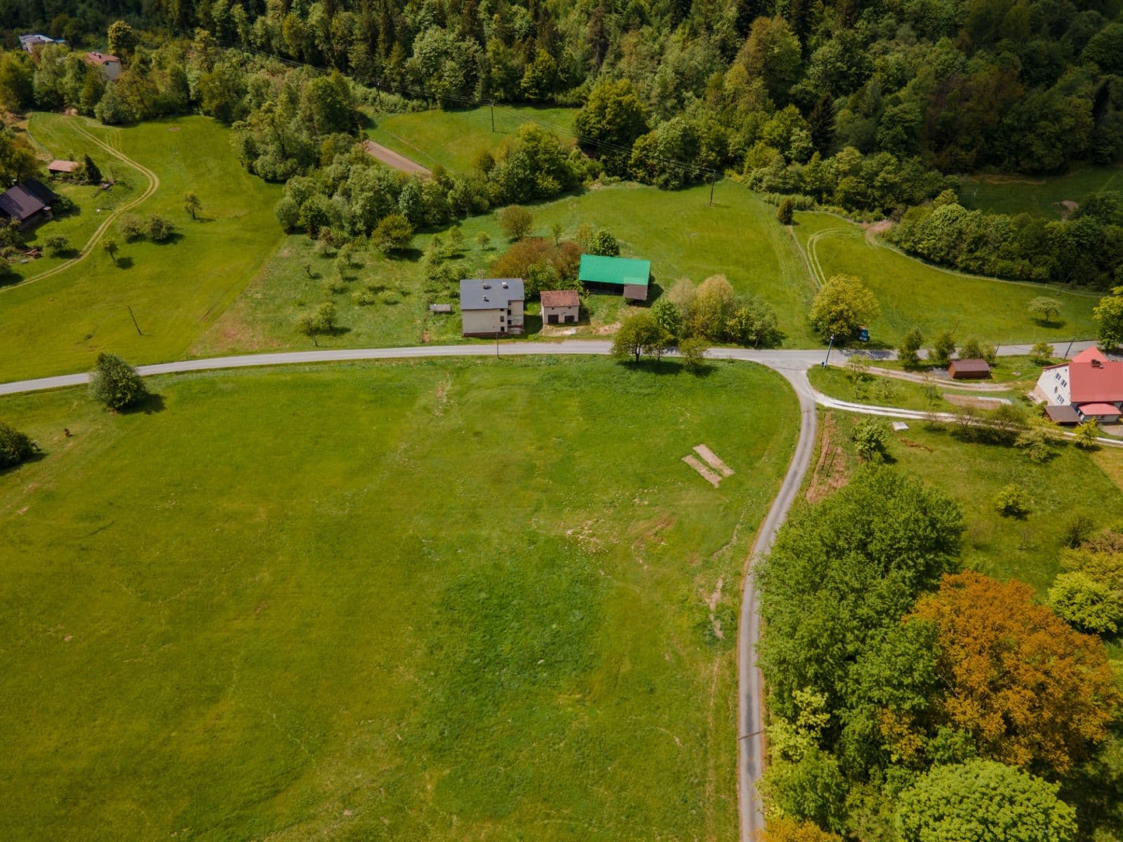 Predaj pozemku 1.816 m², Nýdek, Moravskoslezský kraj Predaj pozemku 1.816 m², Nýdek, Moravskoslezský kraj