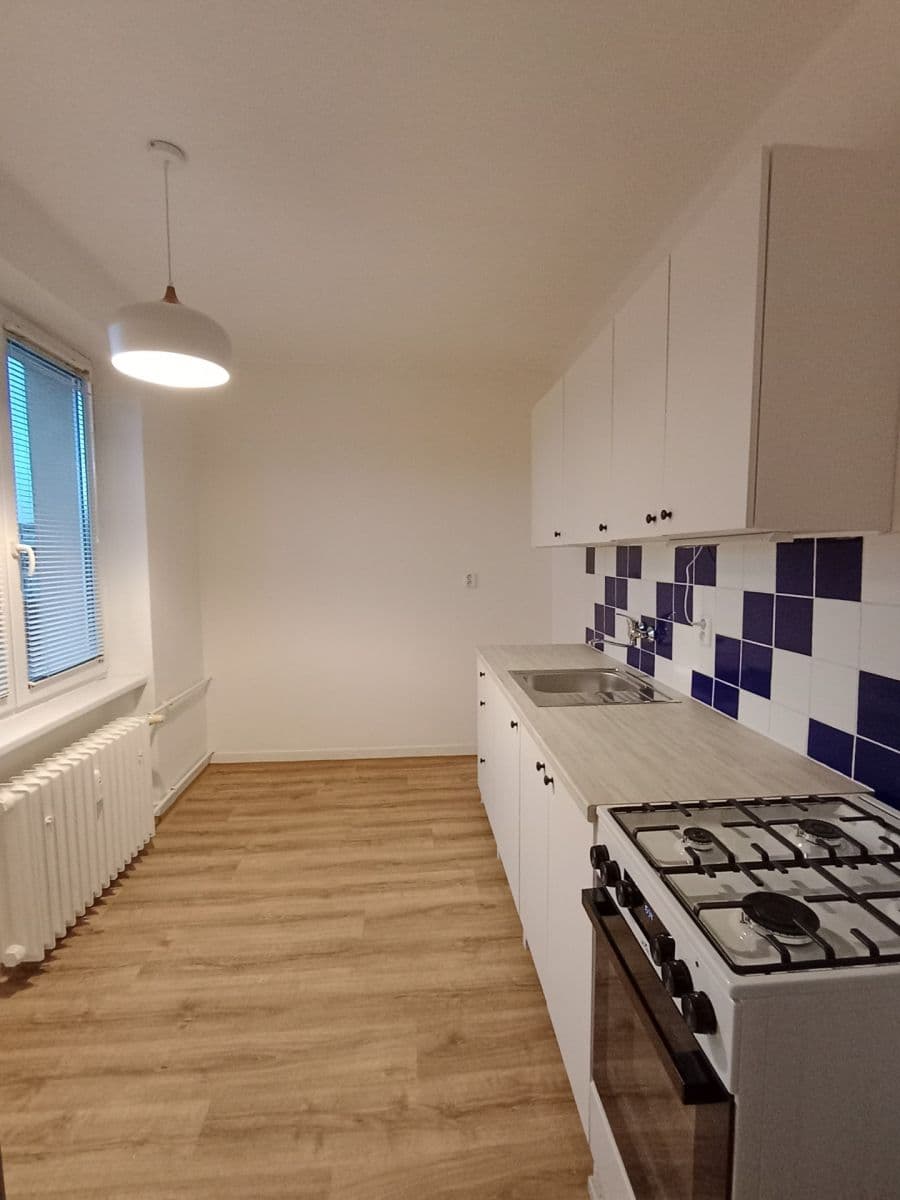 Prenájom bytu 1-izbový 35 m², Foerstrova, Olomouc, Olomoucký kraj Prenájom bytu 1-izbový 35 m², Foerstrova, Olomouc, Olomoucký kraj