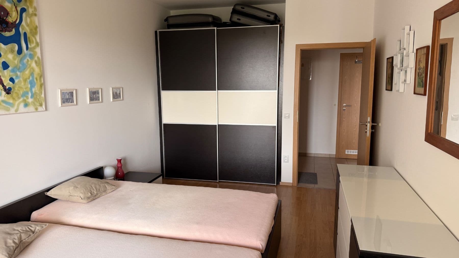 Prenájom bytu 2-izbový 65 m², K Červenému vrchu, Praha, Praha Prenájom bytu 2-izbový 65 m², K Červenému vrchu, Praha, Praha