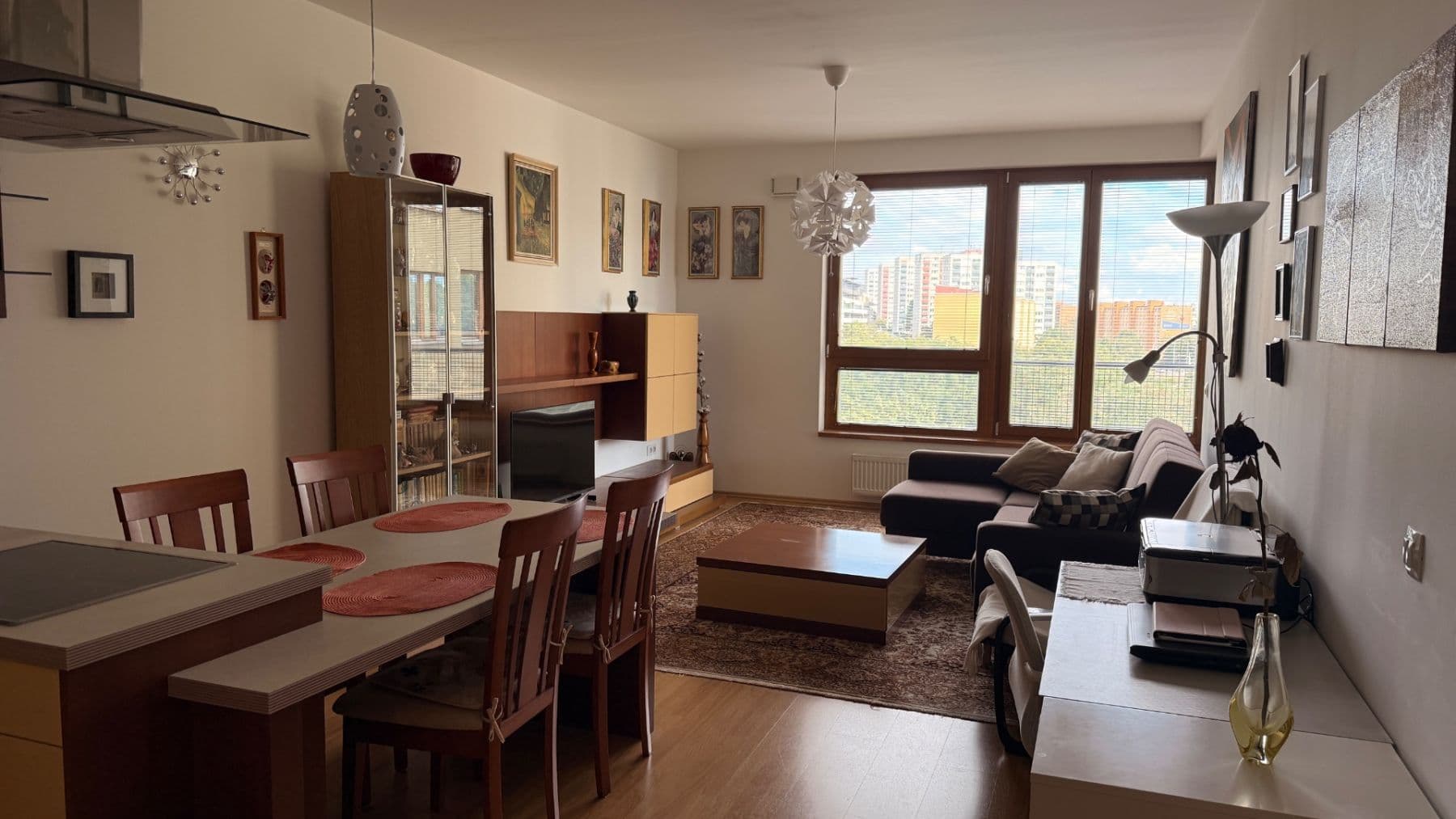 Prenájom bytu 2-izbový 65 m², K Červenému vrchu, Praha, Praha Prenájom bytu 2-izbový 65 m², K Červenému vrchu, Praha, Praha