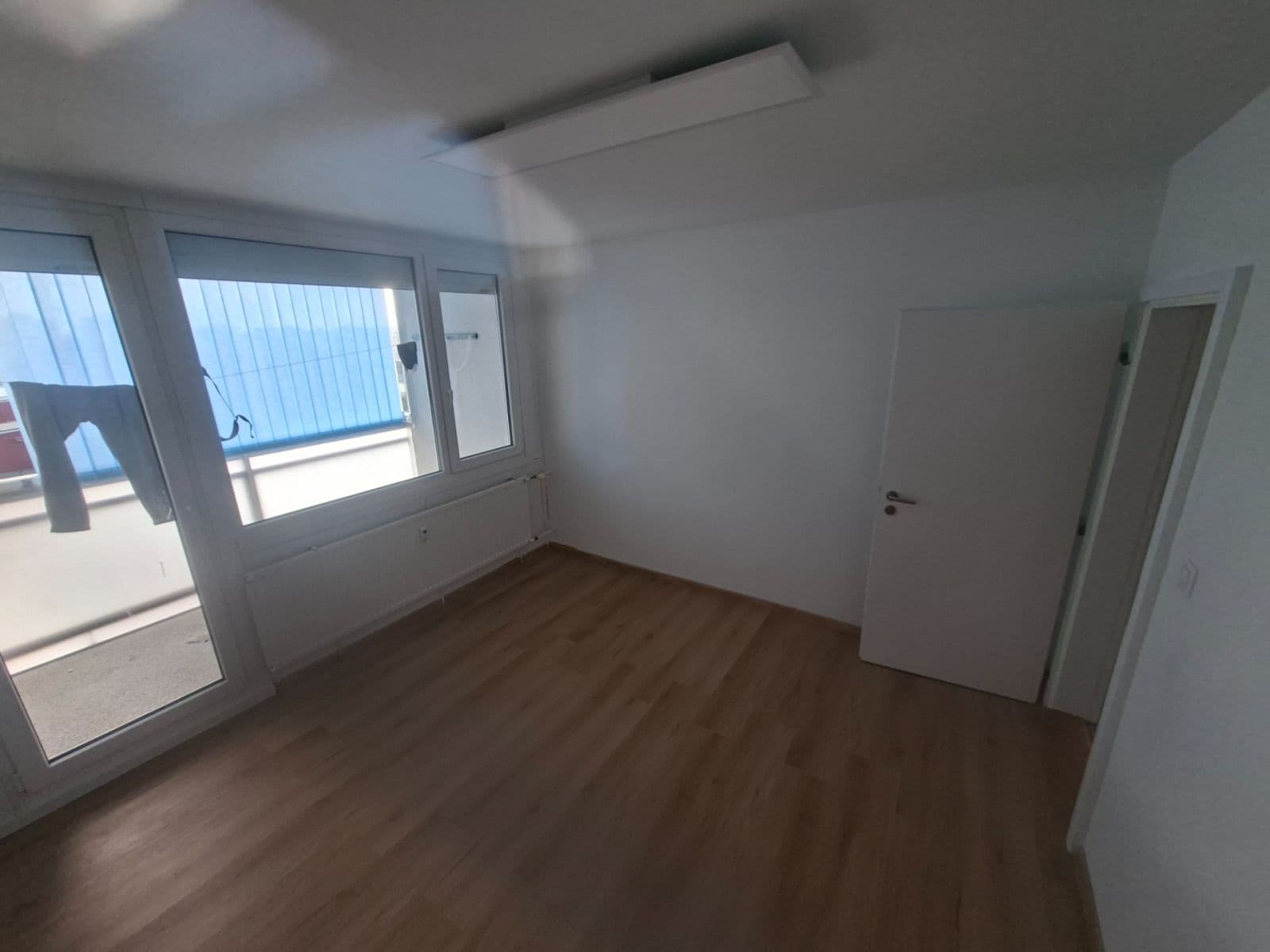 Prenájom bytu 4-izbový 76 m², Jesenická, Plzeň, Plzeňský kraj Prenájom bytu 4-izbový 76 m², Jesenická, Plzeň, Plzeňský kraj