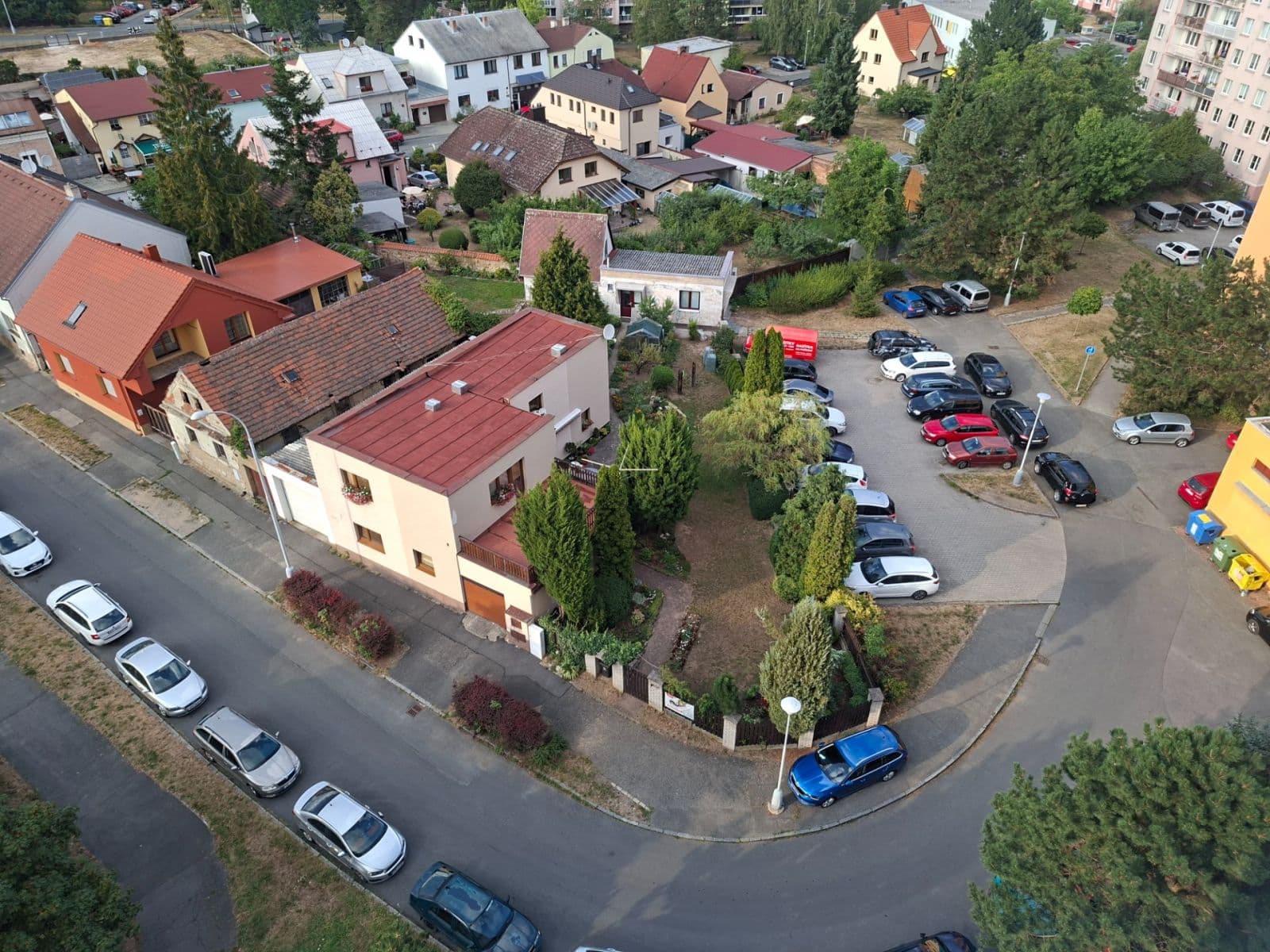 Prenájom bytu 4-izbový 76 m², Jesenická, Plzeň, Plzeňský kraj Prenájom bytu 4-izbový 76 m², Jesenická, Plzeň, Plzeňský kraj