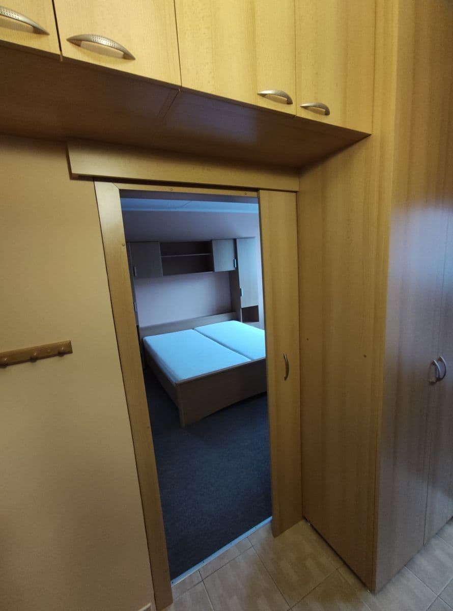 Prenájom bytu 1-izbový 30 m², Brněnská, Šlapanice, Jihomoravský kraj Prenájom bytu 1-izbový 30 m², Brněnská, Šlapanice, Jihomoravský kraj