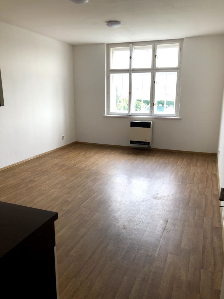 Prenájom bytu 1-izbový 30 m², Oblouková, Praha, Praha Prenájom bytu 1-izbový 30 m², Oblouková, Praha, Praha