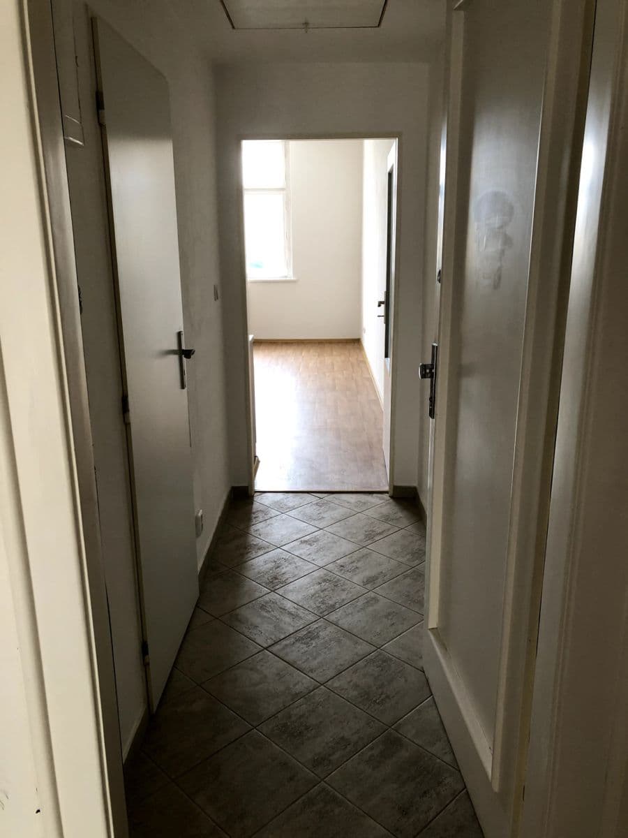 Prenájom bytu 1-izbový 30 m², Oblouková, Praha, Praha Prenájom bytu 1-izbový 30 m², Oblouková, Praha, Praha