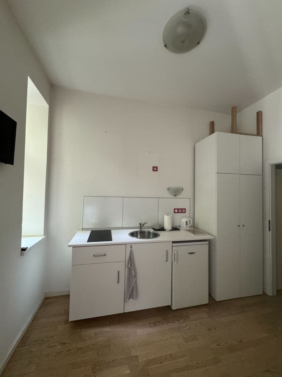 Prenájom bytu 1-izbový 22 m², Bořivojova, Praha, Praha Prenájom bytu 1-izbový 22 m², Bořivojova, Praha, Praha