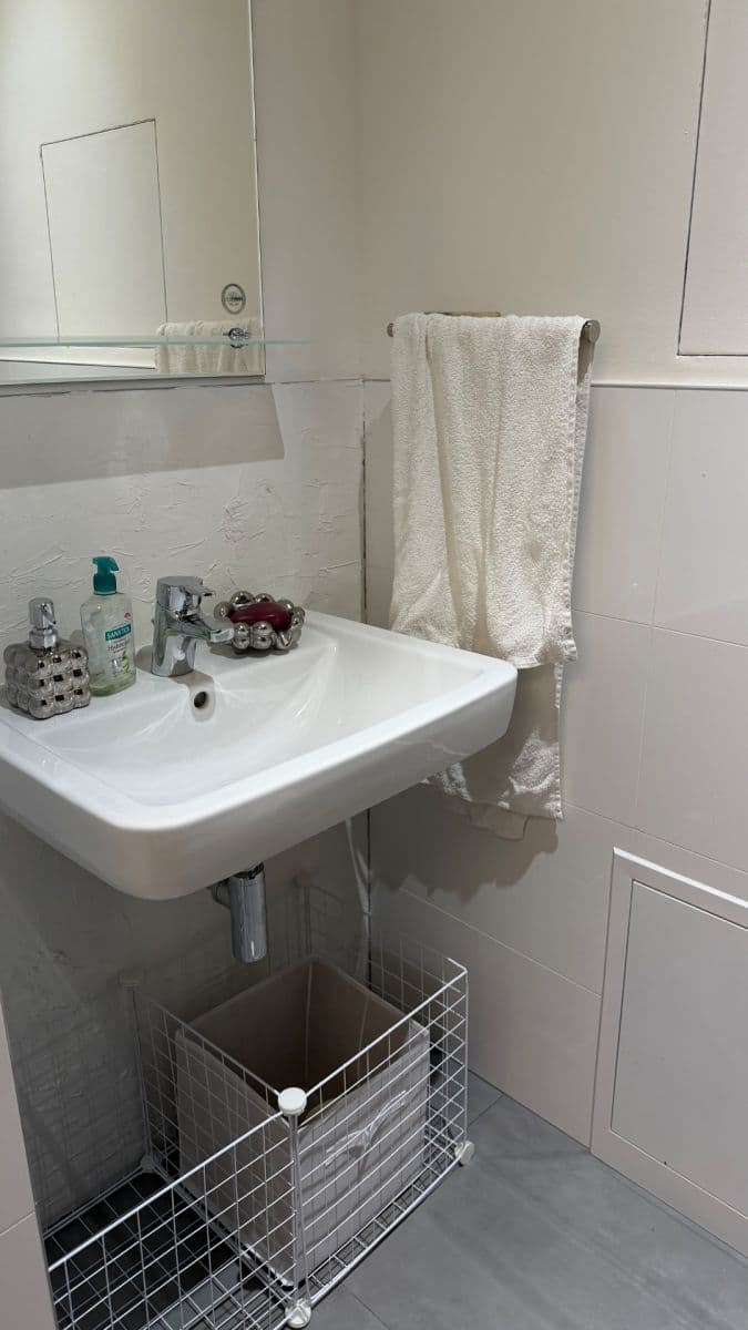 Prenájom nebytového priestoru 75 m², Hostivítova, Praha, Praha Prenájom nebytového priestoru 75 m², Hostivítova, Praha, Praha