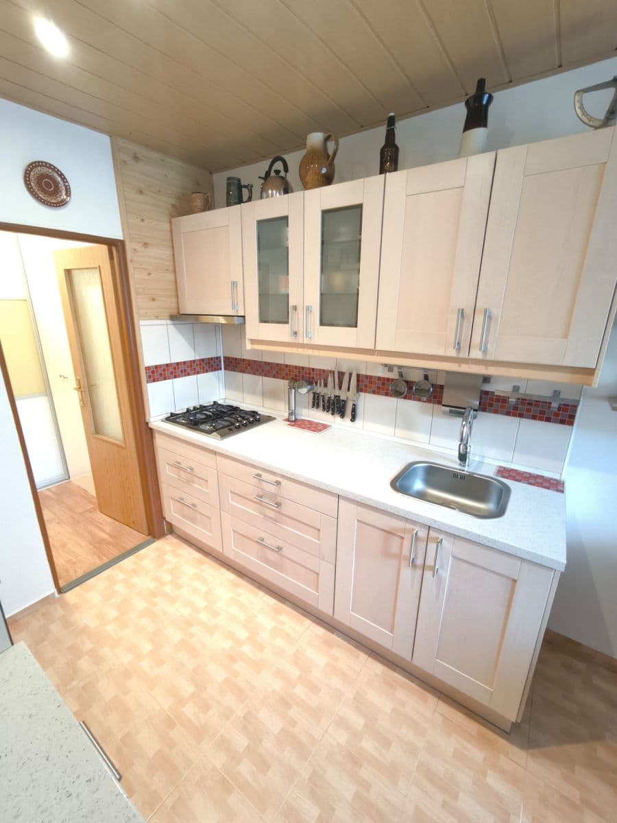 Prenájom bytu 3-izbový 68 m², Štichova, Praha, Praha Prenájom bytu 3-izbový 68 m², Štichova, Praha, Praha
