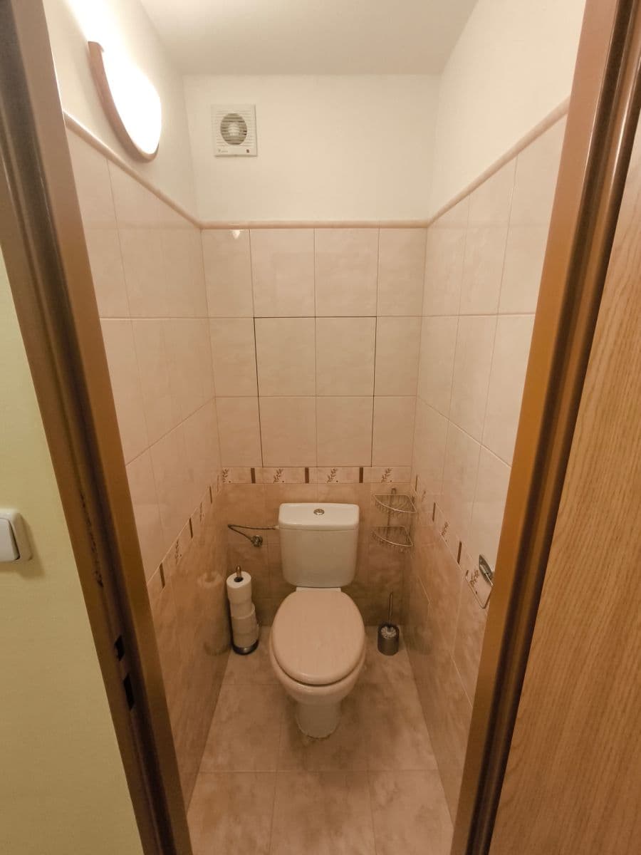 Prenájom bytu 3-izbový 68 m², Štichova, Praha, Praha Prenájom bytu 3-izbový 68 m², Štichova, Praha, Praha