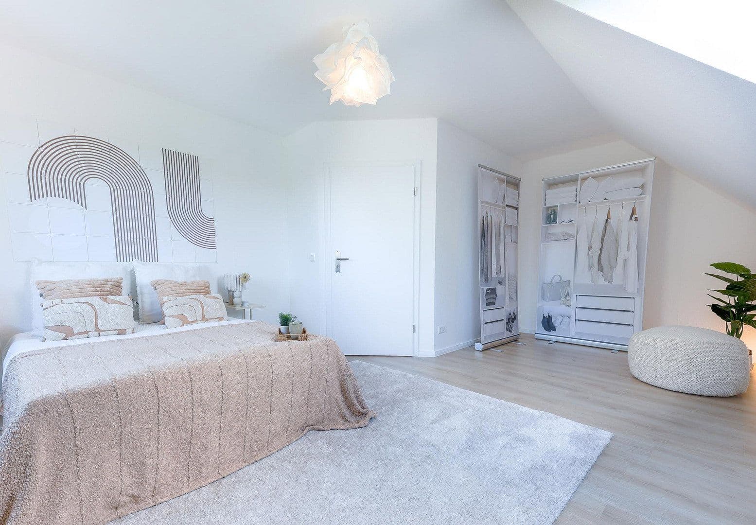 Predaj domu 139 m², pozemok 280 m², Göttingen, Dolné Sasko Predaj domu 139 m², pozemok 280 m², Göttingen, Dolné Sasko