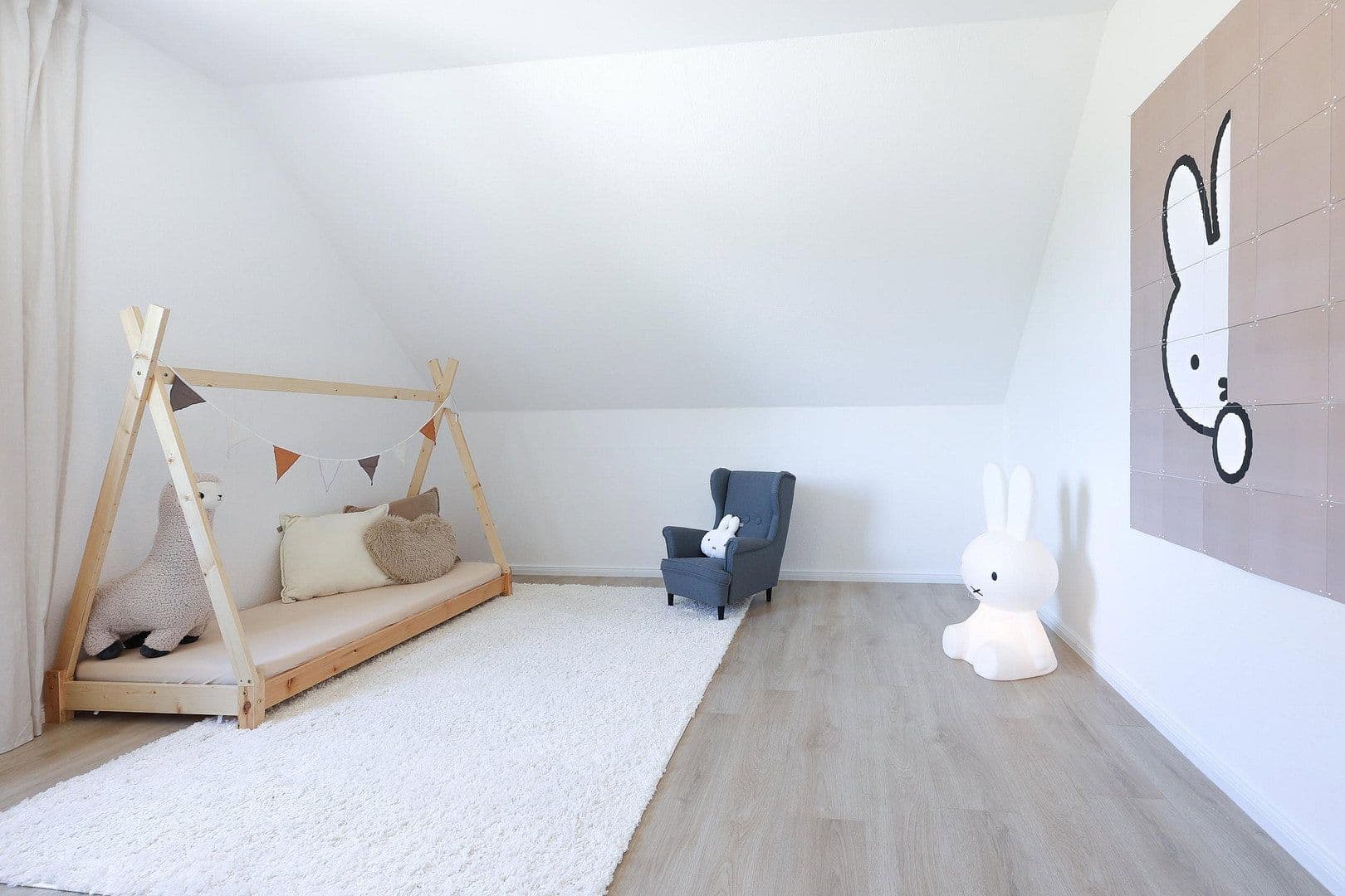 Predaj domu 139 m², pozemok 280 m², Göttingen, Dolné Sasko Predaj domu 139 m², pozemok 280 m², Göttingen, Dolné Sasko