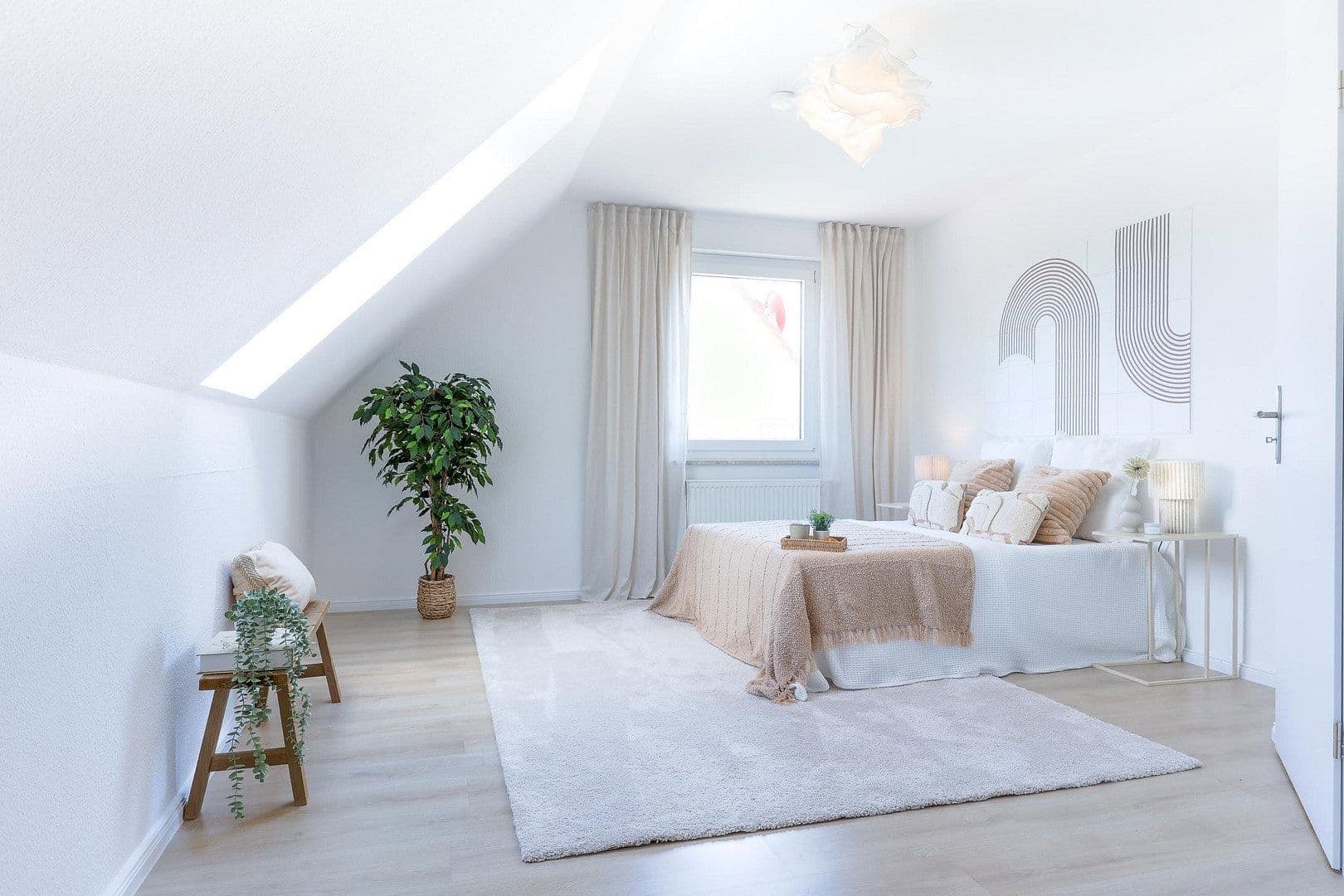 Predaj domu 139 m², pozemok 280 m², Göttingen, Dolné Sasko Predaj domu 139 m², pozemok 280 m², Göttingen, Dolné Sasko