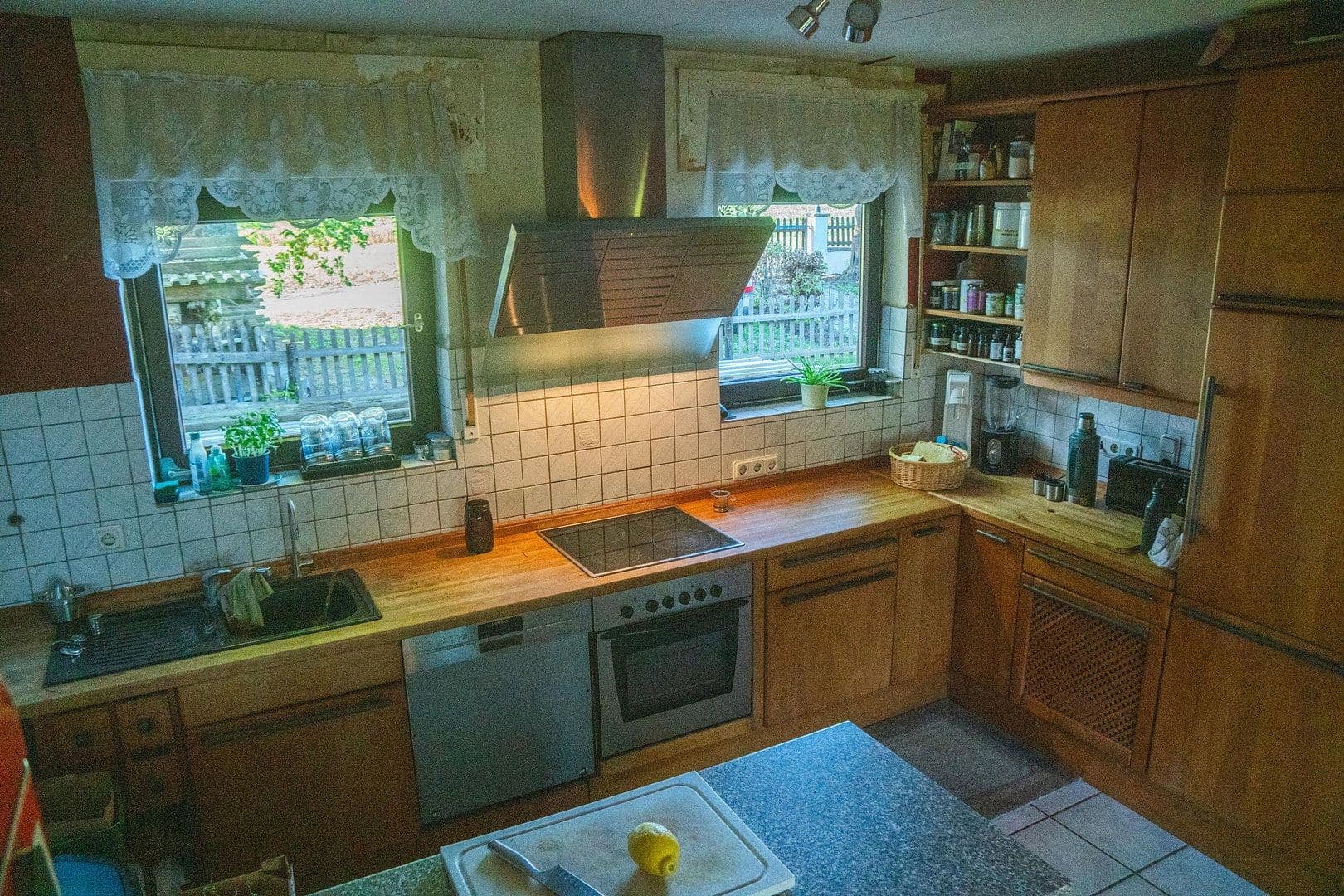 Predaj domu 131 m², pozemok 14.446 m², Rheinböllen, Porýnie-Falcko Predaj domu 131 m², pozemok 14.446 m², Rheinböllen, Porýnie-Falcko