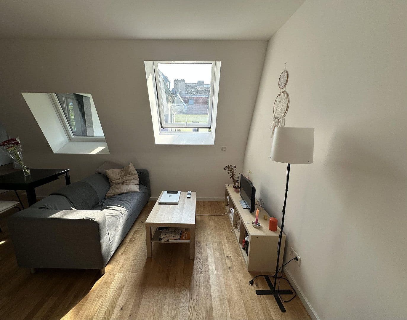 Prenájom bytu 2-izbový 53 m², Hoffmannstr. 14, Berlin, Berlín Prenájom bytu 2-izbový 53 m², Hoffmannstr. 14, Berlin, Berlín