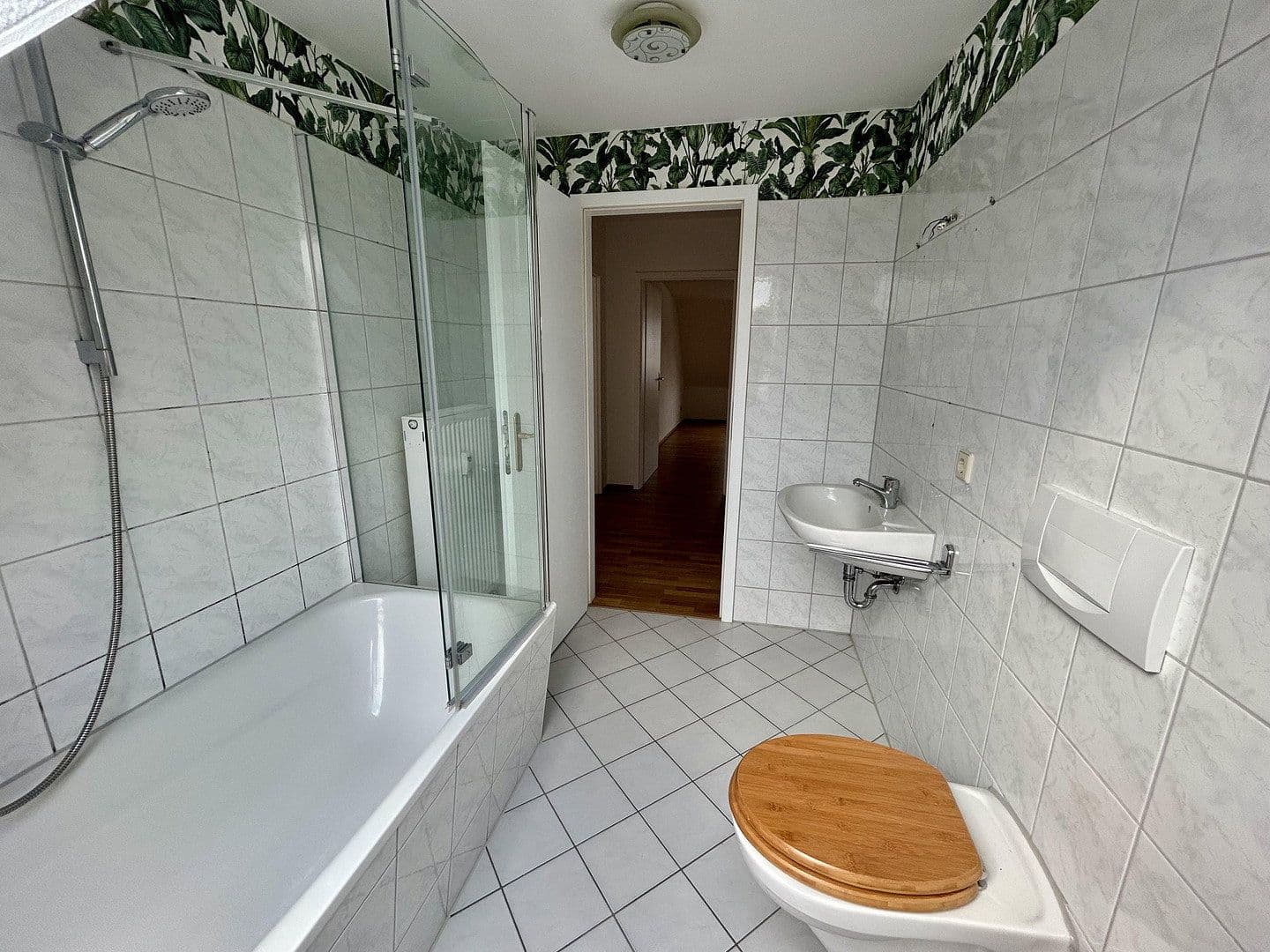Prenájom bytu 2-izbový 49 m², Leipzig, Sasko Prenájom bytu 2-izbový 49 m², Leipzig, Sasko