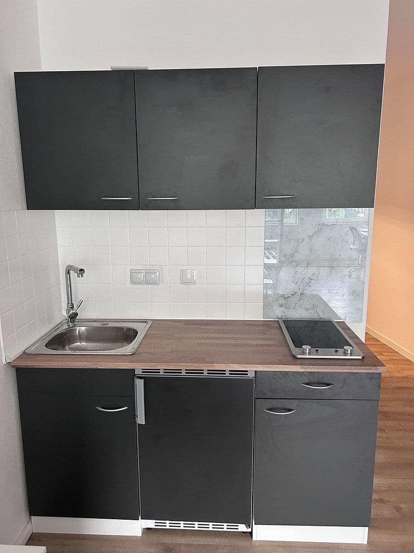 Prenájom bytu 1-izbový 35 m², Nürnberg, Bavorsko Prenájom bytu 1-izbový 35 m², Nürnberg, Bavorsko
