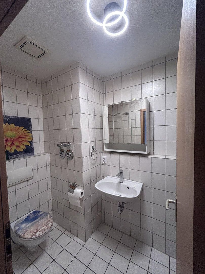 Prenájom bytu 1-izbový 35 m², Nürnberg, Bavorsko Prenájom bytu 1-izbový 35 m², Nürnberg, Bavorsko