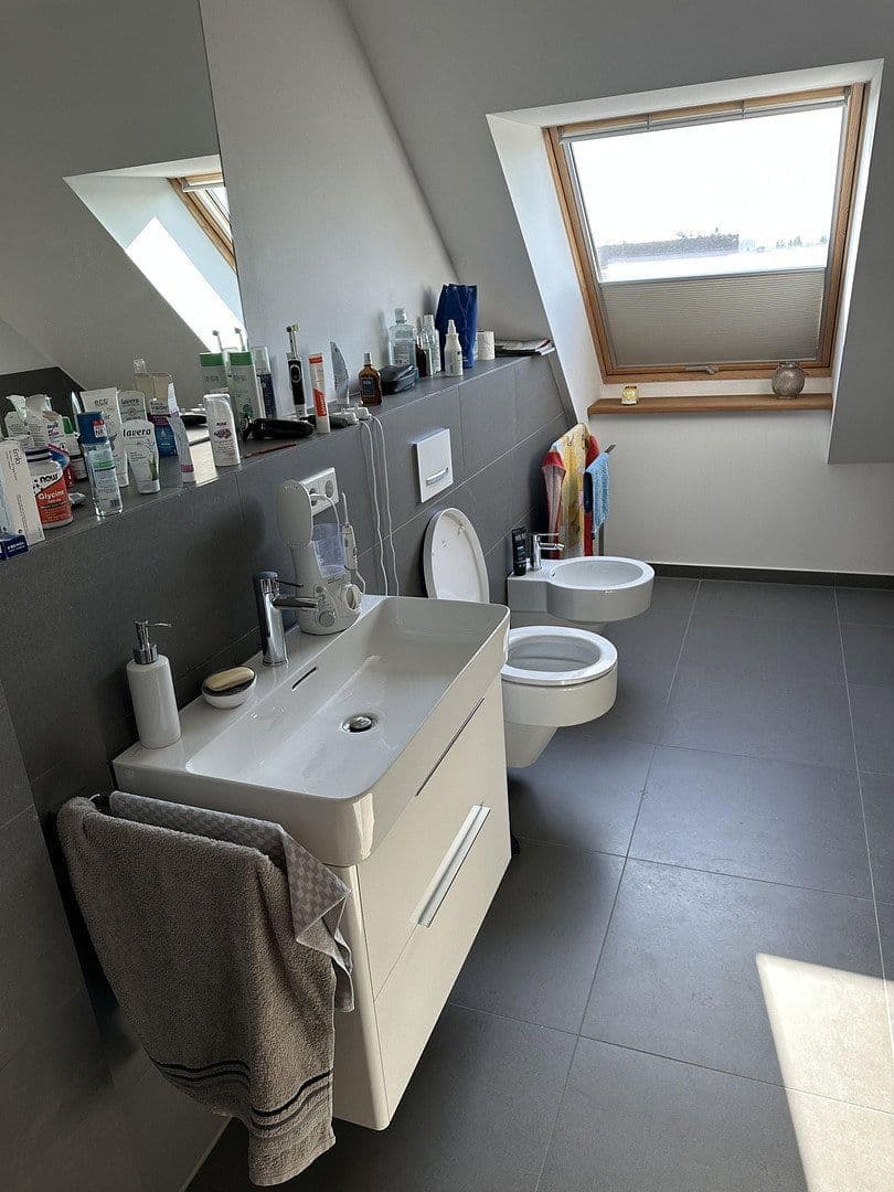 Prenájom bytu 5-izbový 180 m², Emilienstraße 19, Hamburg, Hamburg Prenájom bytu 5-izbový 180 m², Emilienstraße 19, Hamburg, Hamburg