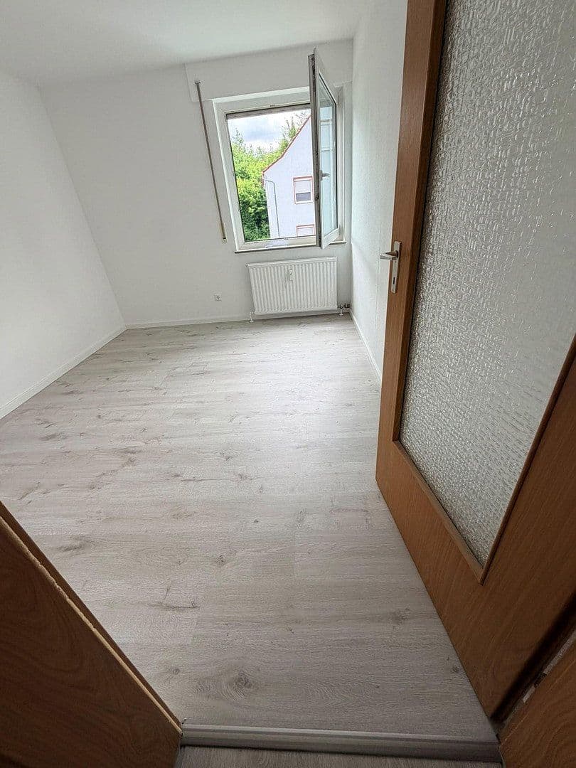 Prenájom bytu 3-izbový 67 m², Weinsberg, Bádensko-Wurttembersko Prenájom bytu 3-izbový 67 m², Weinsberg, Bádensko-Wurttembersko