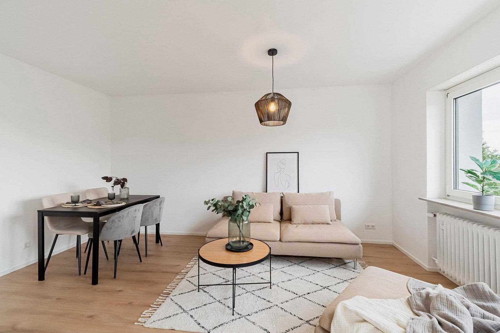 Predaj bytu 4-izbový 88 m², Ehningen, Bádensko-Wurttembersko Predaj bytu 4-izbový 88 m², Ehningen, Bádensko-Wurttembersko