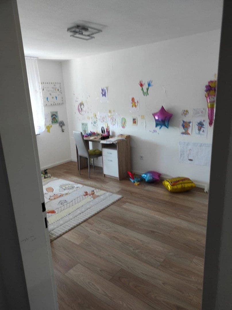 Prenájom bytu 3-izbový 77 m², Talstrasse 1, Oberasbach, Bavorsko Prenájom bytu 3-izbový 77 m², Talstrasse 1, Oberasbach, Bavorsko