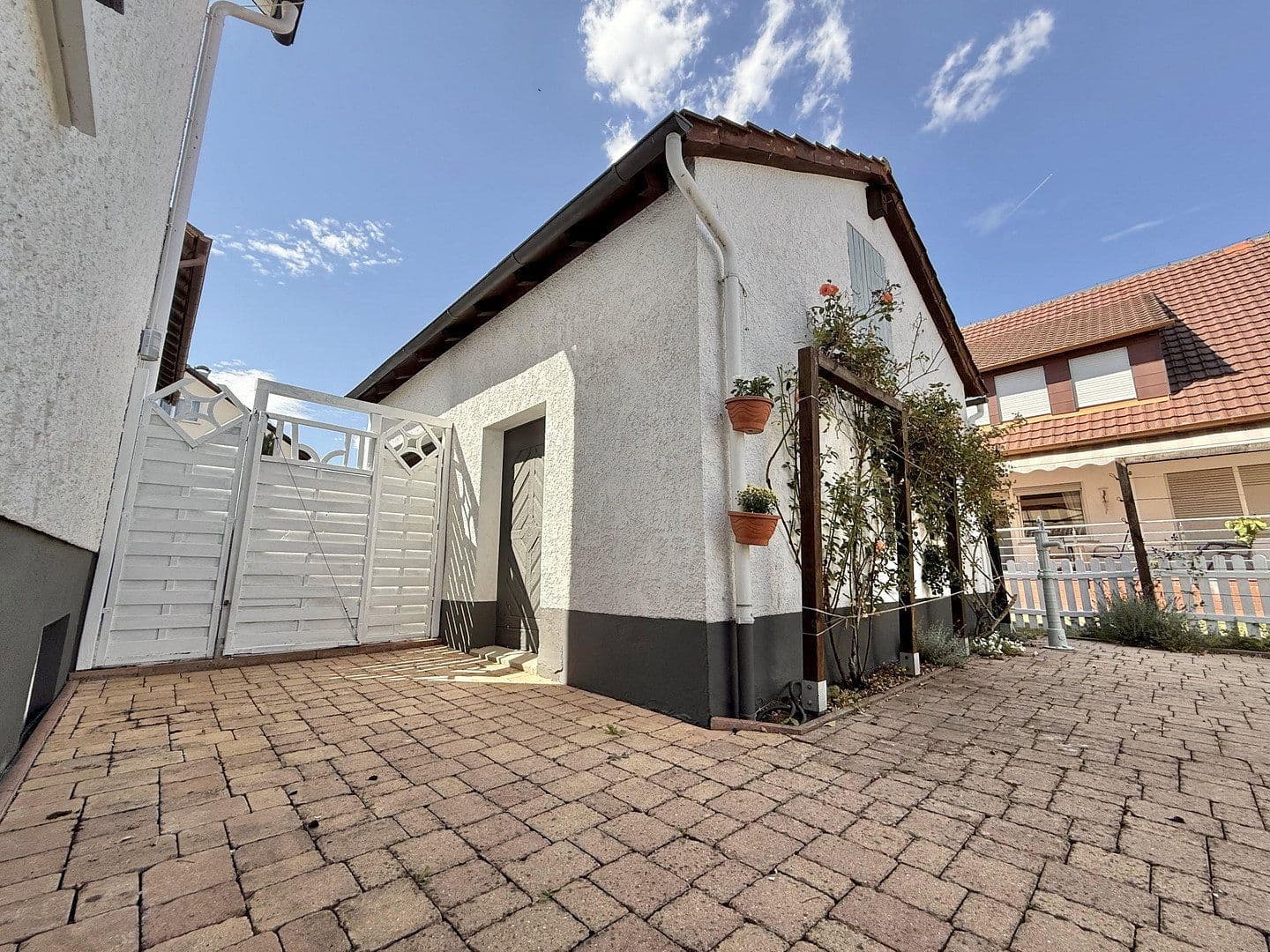 Predaj domu 161 m², pozemok 340 m², Lenauweg 18, Bondorf, Bádensko-Wurttembersko Predaj domu 161 m², pozemok 340 m², Lenauweg 18, Bondorf, Bádensko-Wurttembersko