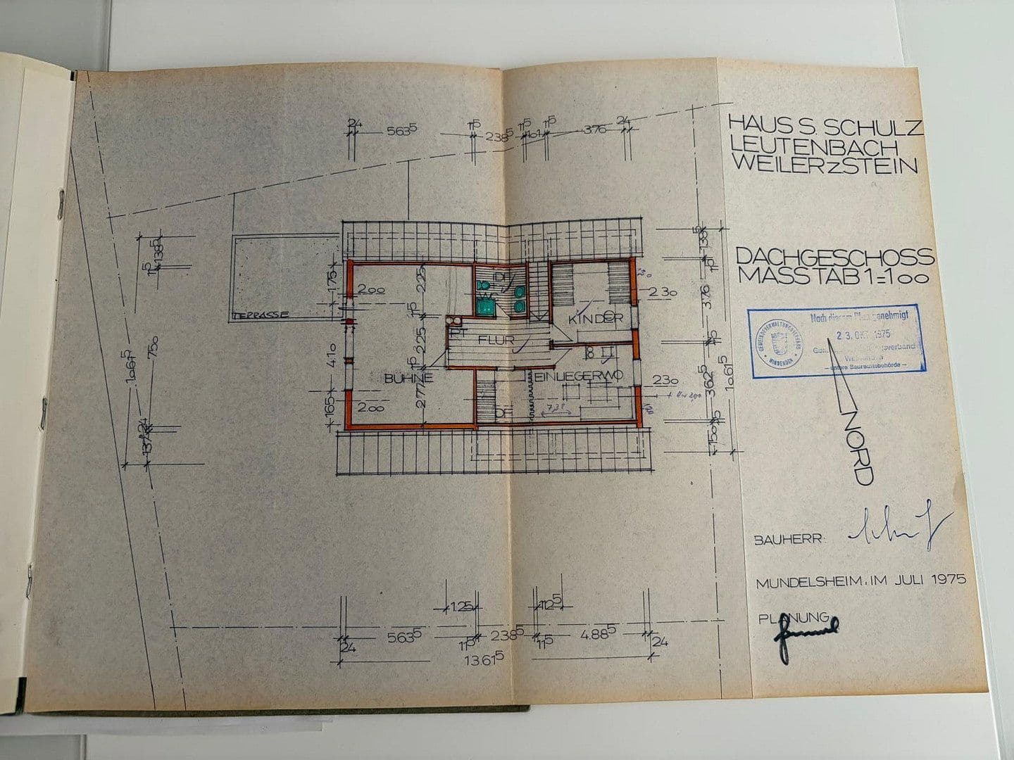 Predaj domu 242 m², pozemok 551 m², Im Seidenbåumle 4, Leutenbach, Bádensko-Wurttembersko Predaj domu 242 m², pozemok 551 m², Im Seidenbåumle 4, Leutenbach, Bádensko-Wurttembersko