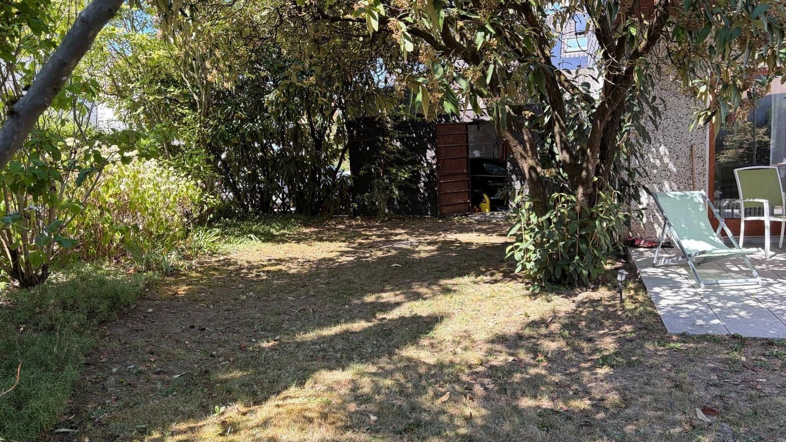 Predaj domu 242 m², pozemok 551 m², Im Seidenbåumle 4, Leutenbach, Bádensko-Wurttembersko Predaj domu 242 m², pozemok 551 m², Im Seidenbåumle 4, Leutenbach, Bádensko-Wurttembersko