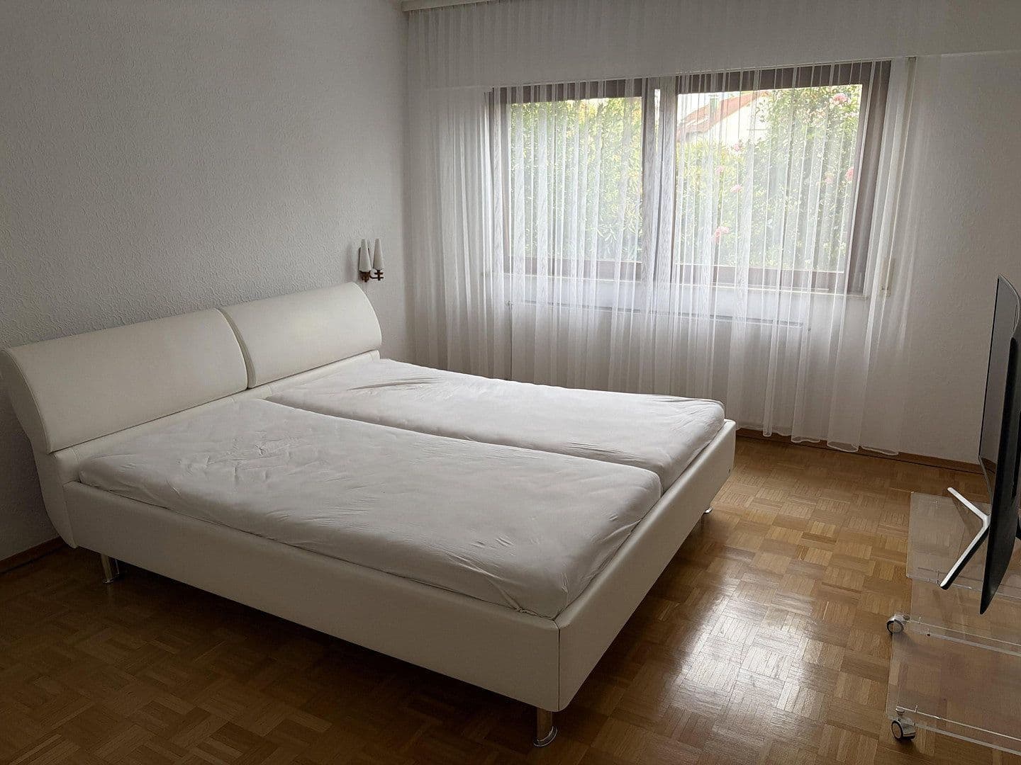 Predaj domu 242 m², pozemok 551 m², Im Seidenbåumle 4, Leutenbach, Bádensko-Wurttembersko Predaj domu 242 m², pozemok 551 m², Im Seidenbåumle 4, Leutenbach, Bádensko-Wurttembersko