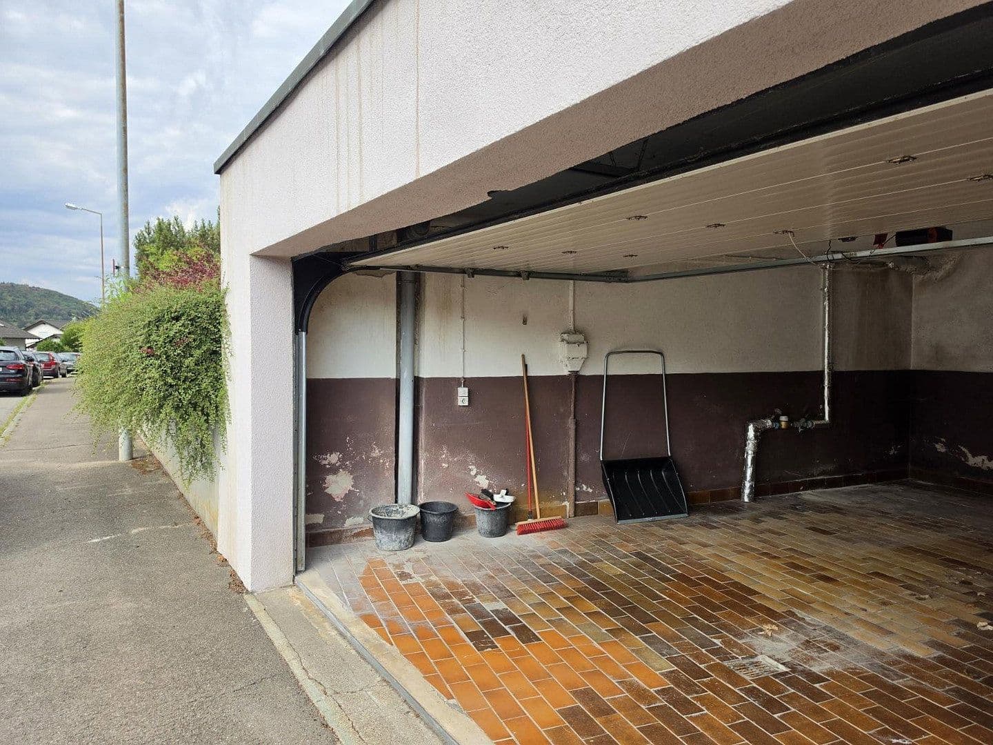 Predaj domu 140 m², pozemok 1.000 m², Dr.-Hermann-Bizer-Str. 22, Albstadt, Bádensko-Wurttembersko Predaj domu 140 m², pozemok 1.000 m², Dr.-Hermann-Bizer-Str. 22, Albstadt, Bádensko-Wurttembersko