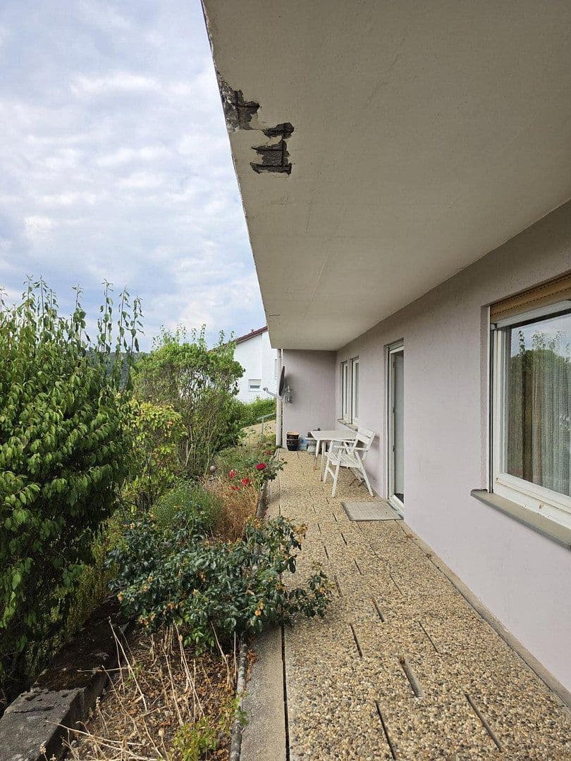 Predaj domu 140 m², pozemok 1.000 m², Dr.-Hermann-Bizer-Str. 22, Albstadt, Bádensko-Wurttembersko Predaj domu 140 m², pozemok 1.000 m², Dr.-Hermann-Bizer-Str. 22, Albstadt, Bádensko-Wurttembersko