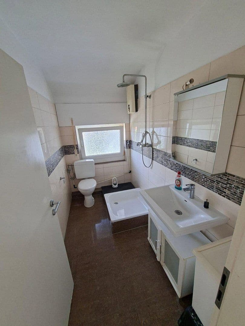 Prenájom bytu 3-izbový 84 m², Erlensee, Hesensko Prenájom bytu 3-izbový 84 m², Erlensee, Hesensko