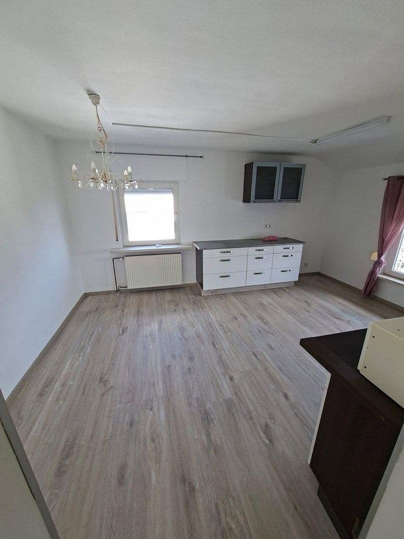 Prenájom bytu 3-izbový 84 m², Erlensee, Hesensko Prenájom bytu 3-izbový 84 m², Erlensee, Hesensko