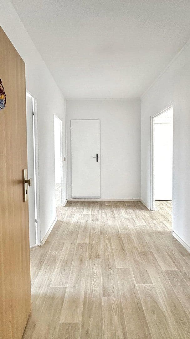 Prenájom bytu 3-izbový 68 m², Unterm Ettersberg 14, Weimar, Durínsko Prenájom bytu 3-izbový 68 m², Unterm Ettersberg 14, Weimar, Durínsko