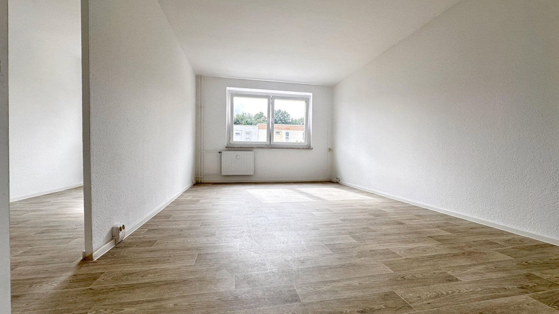 Prenájom bytu 3-izbový 68 m², Unterm Ettersberg 14, Weimar, Durínsko Prenájom bytu 3-izbový 68 m², Unterm Ettersberg 14, Weimar, Durínsko