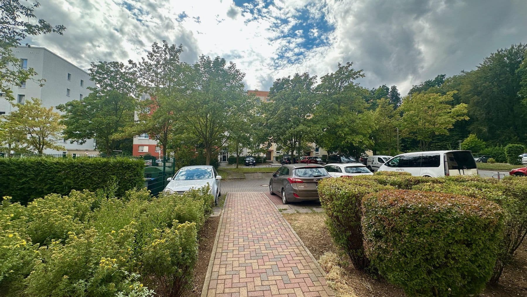 Prenájom bytu 3-izbový 68 m², Unterm Ettersberg 14, Weimar, Durínsko Prenájom bytu 3-izbový 68 m², Unterm Ettersberg 14, Weimar, Durínsko