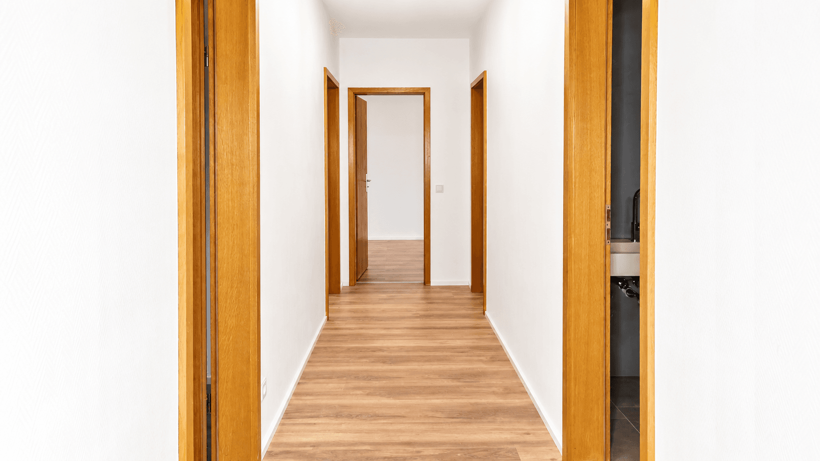 Prenájom bytu 7-izbový 188 m², Bottrop, Severné Porýnie - Westfálsko Prenájom bytu 7-izbový 188 m², Bottrop, Severné Porýnie - Westfálsko