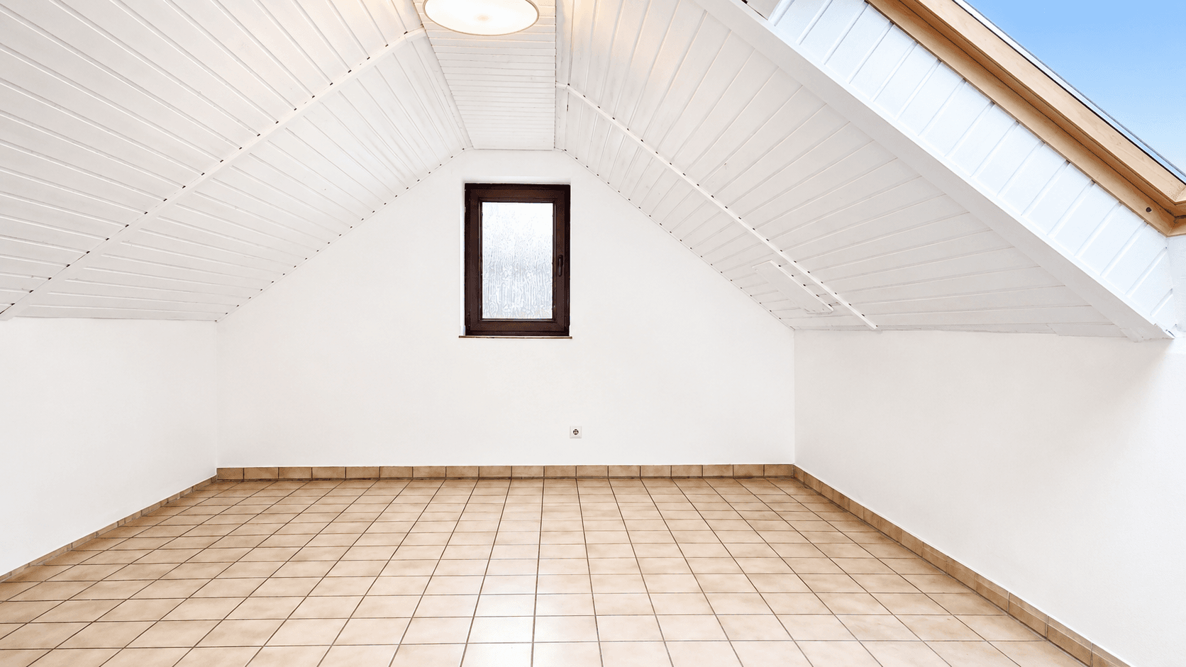 Prenájom bytu 7-izbový 188 m², Bottrop, Severné Porýnie - Westfálsko Prenájom bytu 7-izbový 188 m², Bottrop, Severné Porýnie - Westfálsko