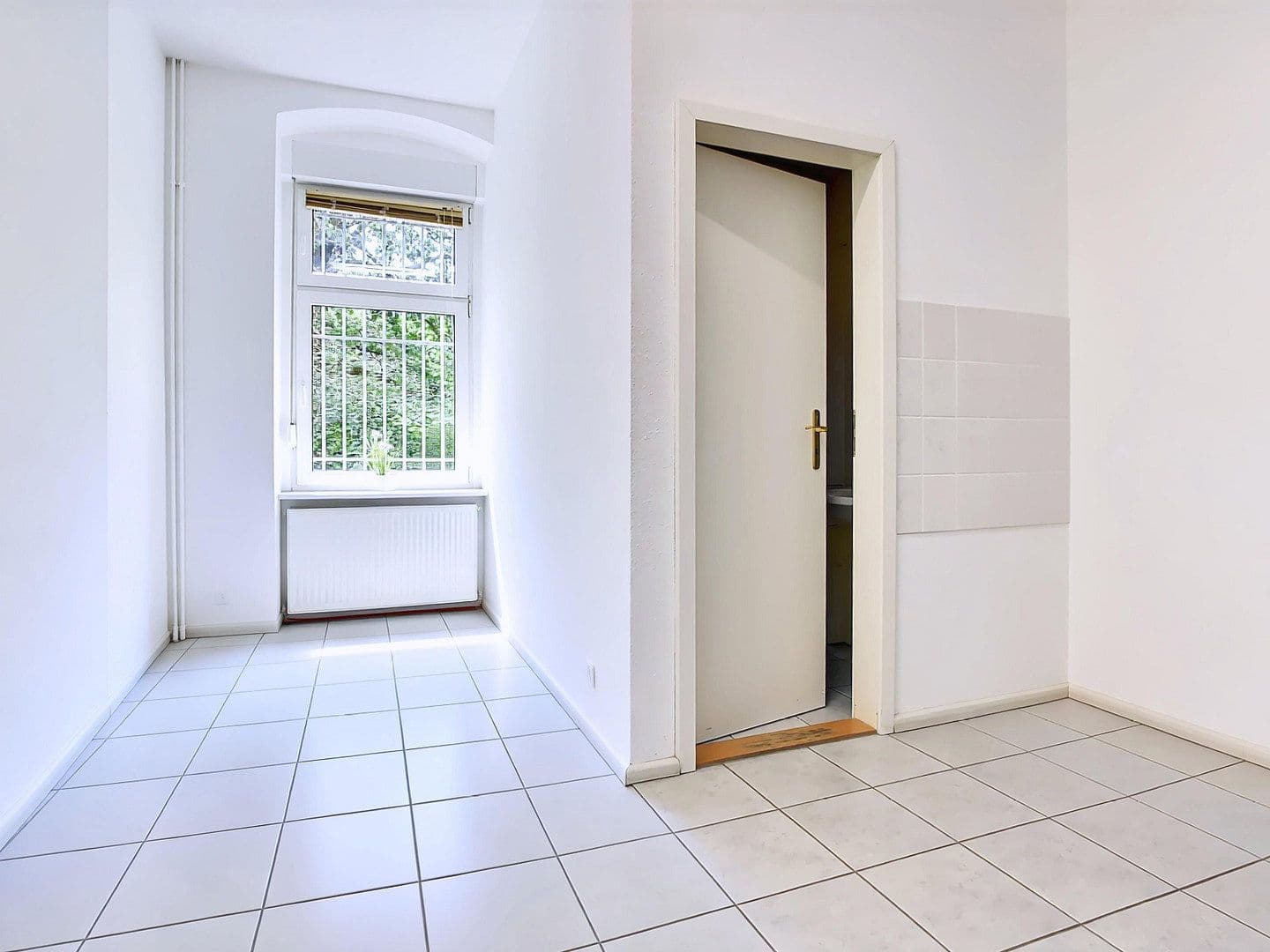 Predaj bytu 4-izbový 71 m², Rigaer Str. 12, Berlin, Berlín Predaj bytu 4-izbový 71 m², Rigaer Str. 12, Berlin, Berlín