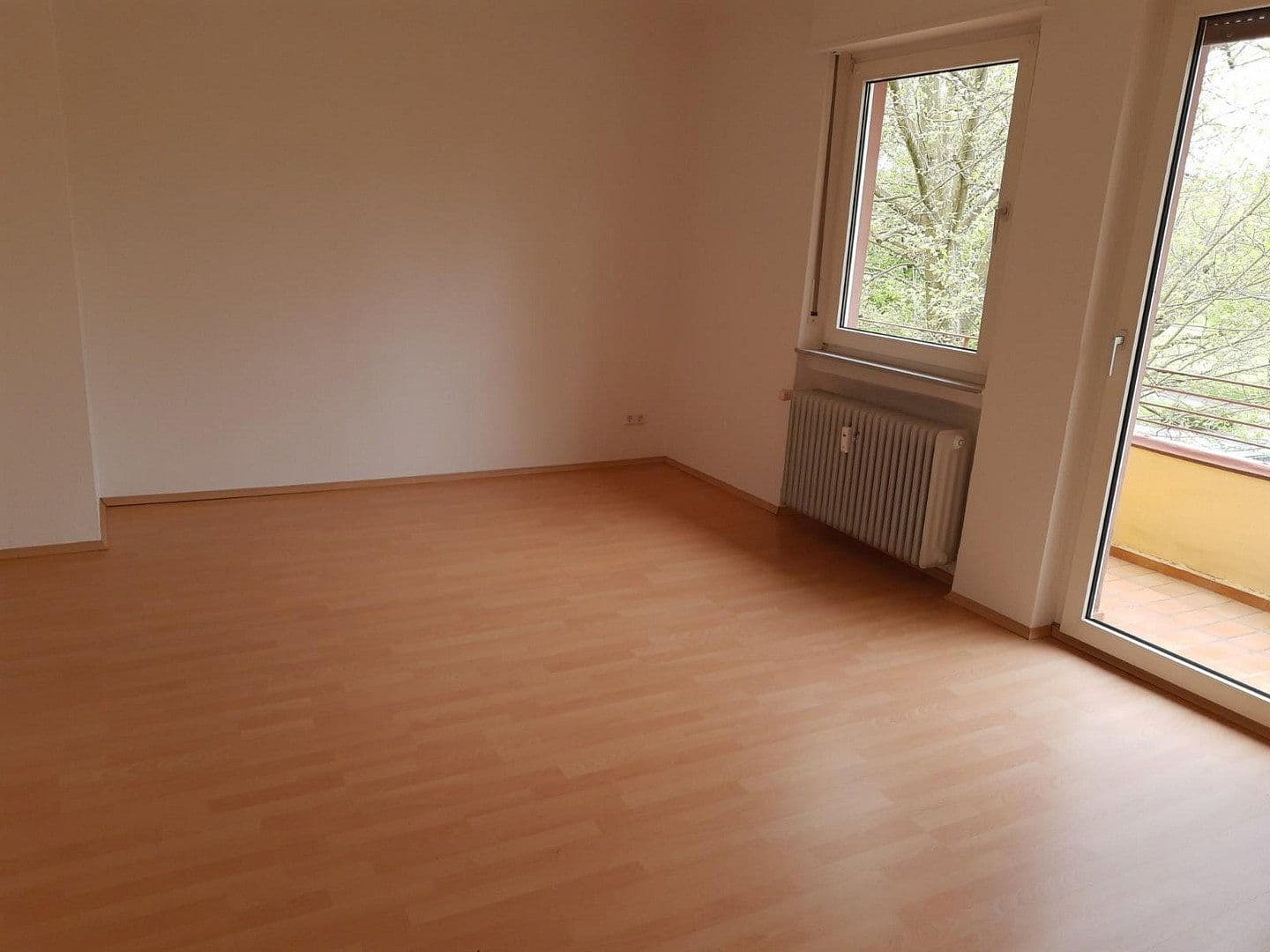 Prenájom bytu 2-izbový 67 m², Zweibrücken, Porýnie-Falcko Prenájom bytu 2-izbový 67 m², Zweibrücken, Porýnie-Falcko