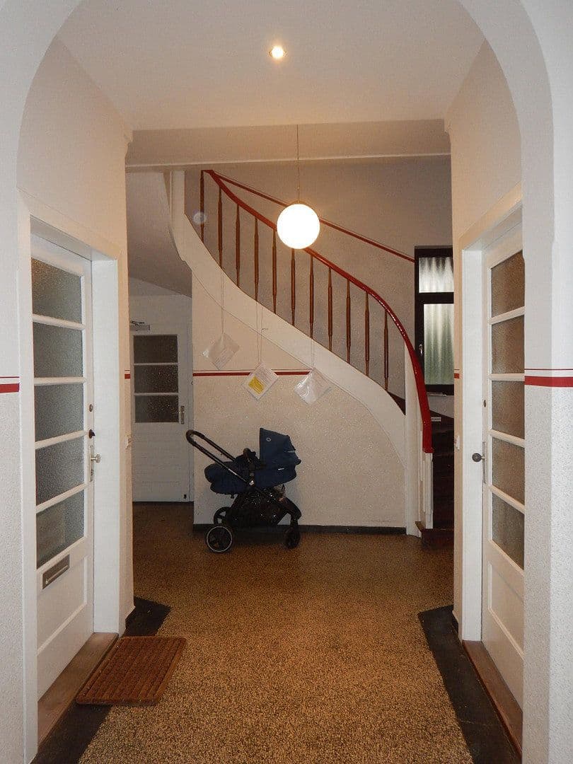 Prenájom bytu 3-izbový 82 m², Bremerhaven, Brémy Prenájom bytu 3-izbový 82 m², Bremerhaven, Brémy
