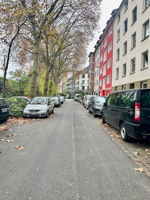 Prenájom bytu 1-izbový 44 m², Burghofstr. 54, Düsseldorf, Severné Porýnie - Westfálsko Prenájom bytu 1-izbový 44 m², Burghofstr. 54, Düsseldorf, Severné Porýnie - Westfálsko