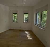 Prenájom bytu 4-izbový 143 m², Kanalstr. 1A, Berlin-Köpenick, Berlín Prenájom bytu 4-izbový 143 m², Kanalstr. 1A, Berlin-Köpenick, Berlín