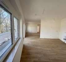 Prenájom bytu 4-izbový 143 m², Kanalstr. 1A, Berlin-Köpenick, Berlín Prenájom bytu 4-izbový 143 m², Kanalstr. 1A, Berlin-Köpenick, Berlín