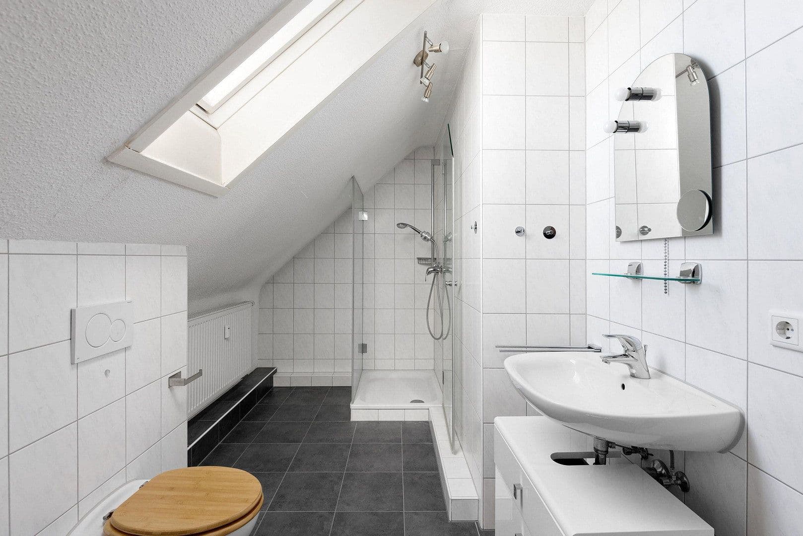Prenájom bytu 2-izbový 52 m², Idstein, Hesensko Prenájom bytu 2-izbový 52 m², Idstein, Hesensko