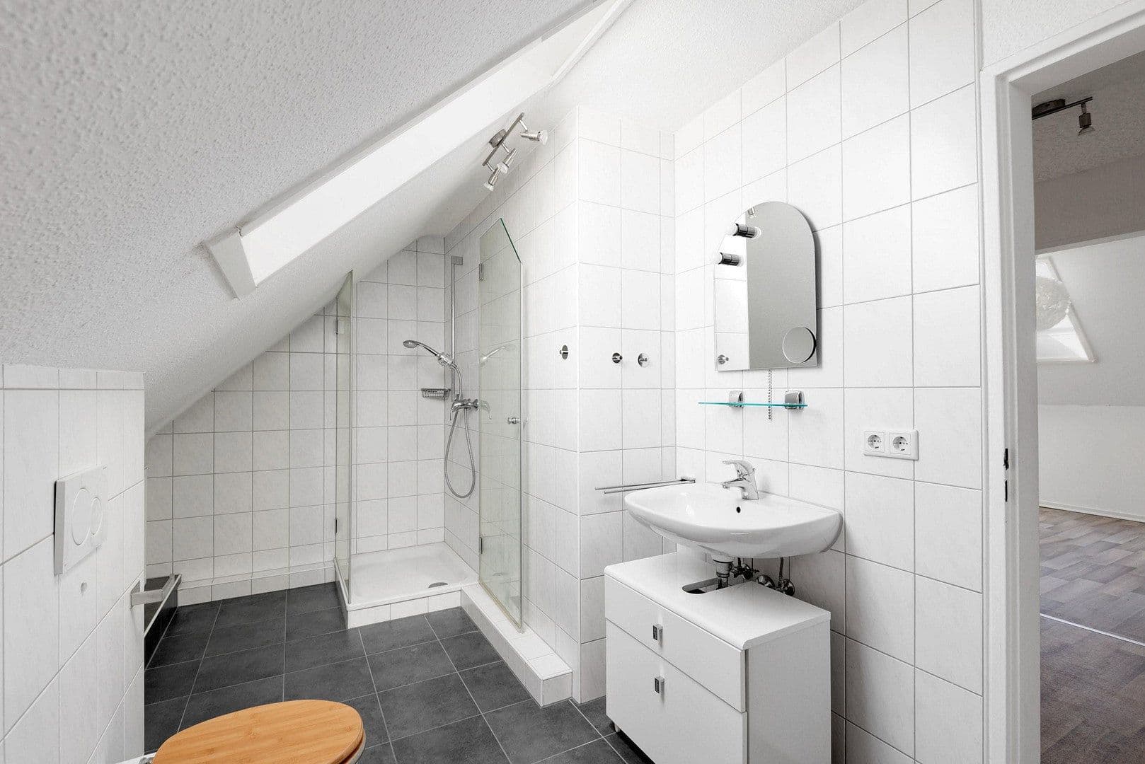 Prenájom bytu 2-izbový 52 m², Idstein, Hesensko Prenájom bytu 2-izbový 52 m², Idstein, Hesensko