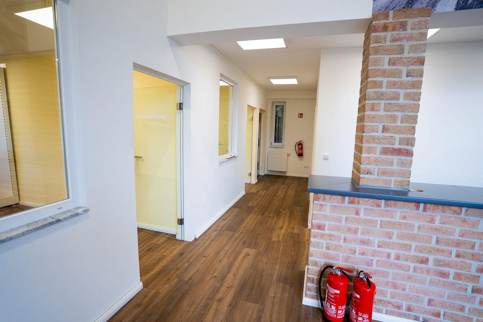 Prenájom kancelárie 302 m², Haverkamp 8+12, Selent, Šlezvicko-Holštajnsko Prenájom kancelárie 302 m², Haverkamp 8+12, Selent, Šlezvicko-Holštajnsko