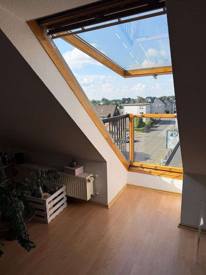 Prenájom bytu 2-izbový 95 m², Grünestraße 28, Wermelskirchen, Severné Porýnie - Westfálsko Prenájom bytu 2-izbový 95 m², Grünestraße 28, Wermelskirchen, Severné Porýnie - Westfálsko